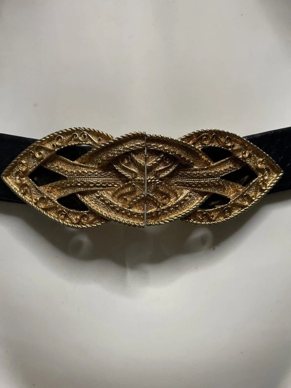 ACCESSOCRAFT NYC Vintage Gold Etruscan Buckle Black Embossed Snake Print Belt